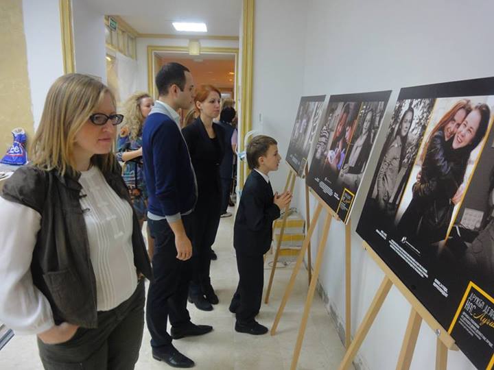 выставка фотограф Екатерина Вишневская, Старшие братья Старшие сестры, детский фотограф, семейный фотограф, публикации, общественная палата рф, открытие выставки